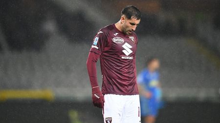 Un star din Serie A a difuzat imagini intime cu fosta sa logodnică. Femeia l-a dat în judecată. Ce riscă fotbalistul