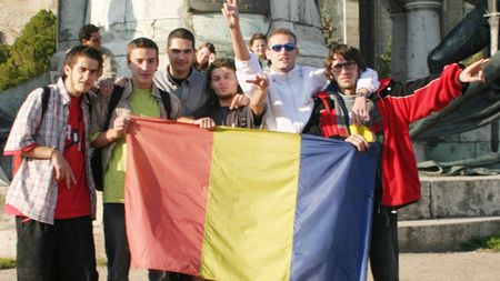 Biletele "la negru" costă între 75 și 250 Ron