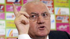 Dumitru Dragomir îl contrazice pe Florin Prunea în cazul dezafilierii Universității Craiova: „Este o minciună!”. Cine a votat împotrivă | VIDEO EXCLUSIV ProSport Live