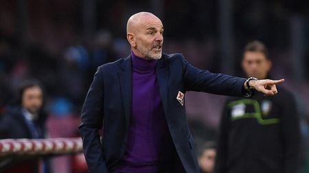 Omul care nu i-a dat nicio șansă lui Ianis Hagi la Fiorentina a părăsit echipa: "Mă văd nevoit să demisionez". Situație delicată pentru clubul viola, în Serie A