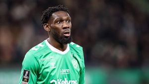 Cine e Dylan Batubinsika, congolezul dorit de Gigi Becali. Ce au scris francezii despre prietenul lui Kingsley Coman: „Fotbalistul globe-trotter, success prin muncă și pasiune”