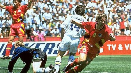 Ce palmă a primit Răducioiu! "Trebuie să plece de la United!"** Ă‚sta e probabil cel mai slab sfat din istoria fotbalului