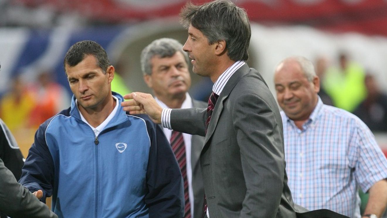 "Petrescu, Bergodi și Sabău** știu să așeze echipele în teren!"