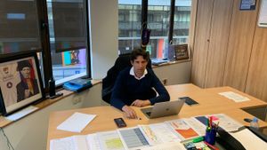 Interviu din Andorra cu Jaume Nogues, directorul general de la echipa lui Gerard Pique din L2 spaniolă: „În cinci ani vom fi pregătiți de La Liga! Jucători români? Sigur, chiar îmi place Rațiu!” | EXCLUSIV