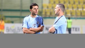 Nicolae Dică are la dispoziție încă un jucător. Cine și-a făcut apariția pe bancă la amicalul cu Team Regio Arnhem