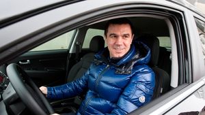 A câștigat meciul vieții în lupta cu o boală nemiloasă, iar acum investește energie în pregătirea Raliului Aradului. Luptătorul Leu, la 47 de ani