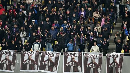 Peluza Nord FCSB face bani de pe urma bannerelor cu Marius Șumudică bufon. Cât e suma minimă acceptată pentru „colecția limitată”