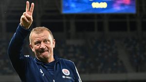 Dorinel Munteanu a măturat cu fotbaliştii săi, în direct, la TV, după Oțelul Galați - FCSB 1-4