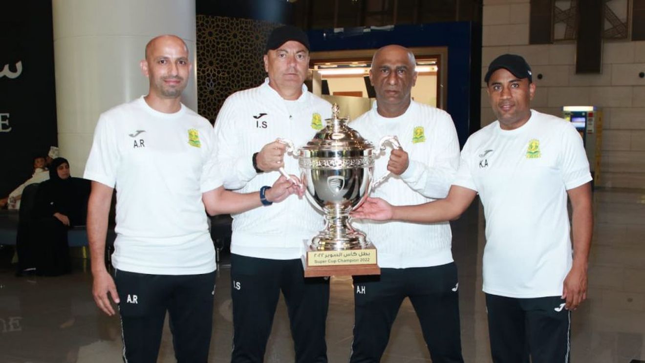 Ilie Stan, aproape de un nou trofeu în Golf. Echipa antrenată de Iliesta va juca finala Cupei Emirului din Kuweit