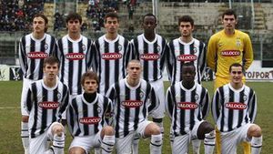 Un român e campion, iar fanii îl numesc "Buffon"!** Brănescu a câștigat turneul de la Viareggio și a fost desemnat cel mai bun portar al turneului