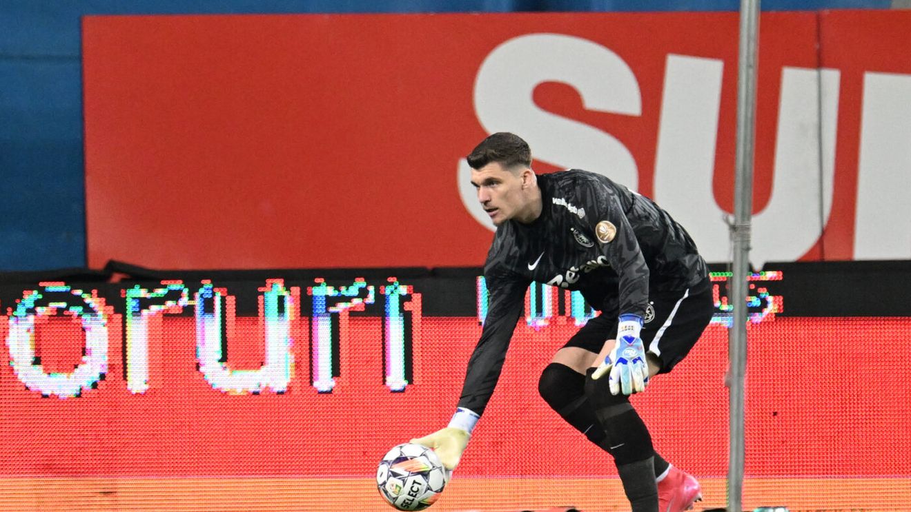 Ştefan Târnovanu a spus clar că e gata să plece de la FCSB. Cu Napoli şi Galatasaray pe urmele lui, fotbalistul lui Gigi Becali îşi cere transferul: „După ce an am avut, sunt pregătit”