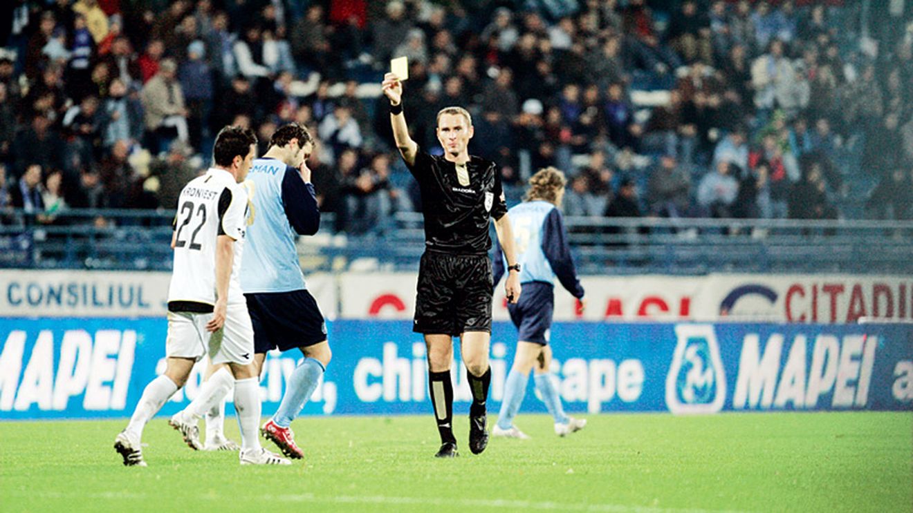 Popa de la Iași spune că au fost furați de arbitri