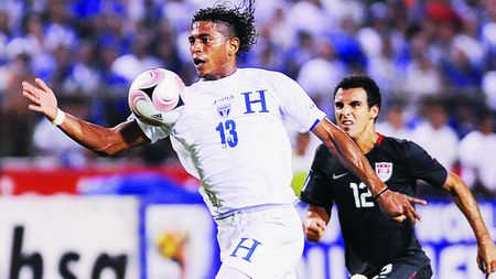 Carlo Costly, convocat la națională** pentru amicalul cu Turcia