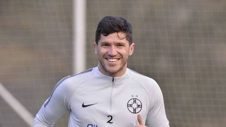 Replica lui Cristi Tănase, după ce a fost anunțat drept rezerva lui Florinel Coman: "Asta i-am spus". Lupta la titlu, când va fi apt, Dică și ce propunere a primit de la Becali