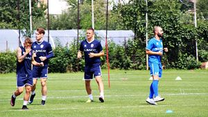 Recunosc că au șansa a doua în fața campioanei CFR, însă speră la o primă surpriză. "Ne vindem scump pielea". Costel Enache nu se poate baza pe o parte dintre jucătorii nou-veniți