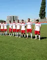 Miercuri ratase calificarea în Play-off-ul Cupei României cu CSM Târgu Jiu, sâmbătă a debutat la CS Dinamo, în Liga 2, și a devenit cel mai în vârstă jucător din lotul lui Ionuț Chirilă. ”Am oportunitatea să îmbrăc tricoul echipei mele de suflet”