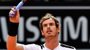 Victorie pentru Andy Murray, după 380 de zile. La Eastbourne, britanicul a câștigat duelul campionilor răniți și căzuți din vârful Muntelui Tenis