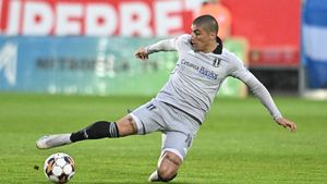 Juan Bauza, transfer confirmat oficial! Adrian Mititelu dă lovitura și se va umple de bani, după ce a acceptat oferta pentru fotbalistul dorit de Gigi Becali și Nelu Varga: „L-am dat”. EXCLUSIV