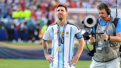 Universitatea din Buenos Aires îl face Doctor Honoris Causa pe Leo Messi, deși acesta a abandonat școala la 13 ani
