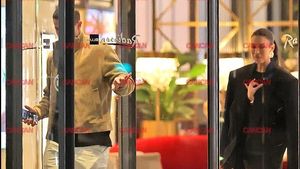 Fostul golgheter al FCSB, fotografiat de mână cu o prezentatoare TV! Cu cine s-a afișat milionarul Bogdan Stancu