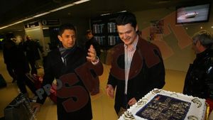 FOTO** ProSport i-a făcut o SURPRIZĂ‚ lui Lucescu jr de ziua lui! VEZI ce cadouri a primit selecționerul