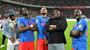 Revine la FCSB și Gigi Becali l-a anunțat direct titular: „E foarte puternic”