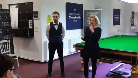Prima ediție a turneului memorial Marius Ancuța! Raluca Moianu, discurs tulburător după dispariția îndrăgitului comentator: "Mi-a spus că și dacă moare tot comentează Mondialul, asta ca să înțelegeți ce însemna snooker-ul pentru el" | FOTO&VIDEO