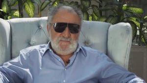 „Nu ajungeam la închisoare dacă îl ascultam pe Ion Țiriac!" Spovedanie incredibilă făcută de „fiul adoptiv" al miliardarului român: „E al doilea tată al meu"