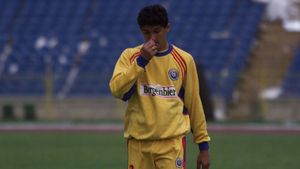 "O să țin cu ambele echipe,** dar vreau să câștige România!"