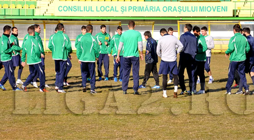 Galben-verzii au plecat la Poiana Brașov!