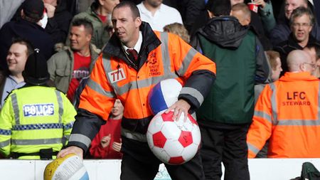 Măsuri de securitate fără precedent pentru derby-ul orașului Manchester