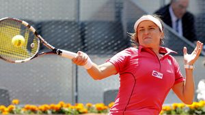 Perechea Dulgheru/Pennetta s-a calificat în finala de dublu, la Bastad