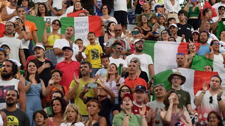 David Popovici, star la Roma! I-a cucerit definitiv pe fani după ce a scris istorie la Campionatele Europene: „Toți italienii țineau cu el!” Ce a aflat românul chiar înainte de cursă | EXCLUSIV