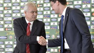 Anghel Iordănescu: "Nu am trădat pe nimeni, fac parte doar din tabăra fotbalului românesc. Vreau să facem performanță"