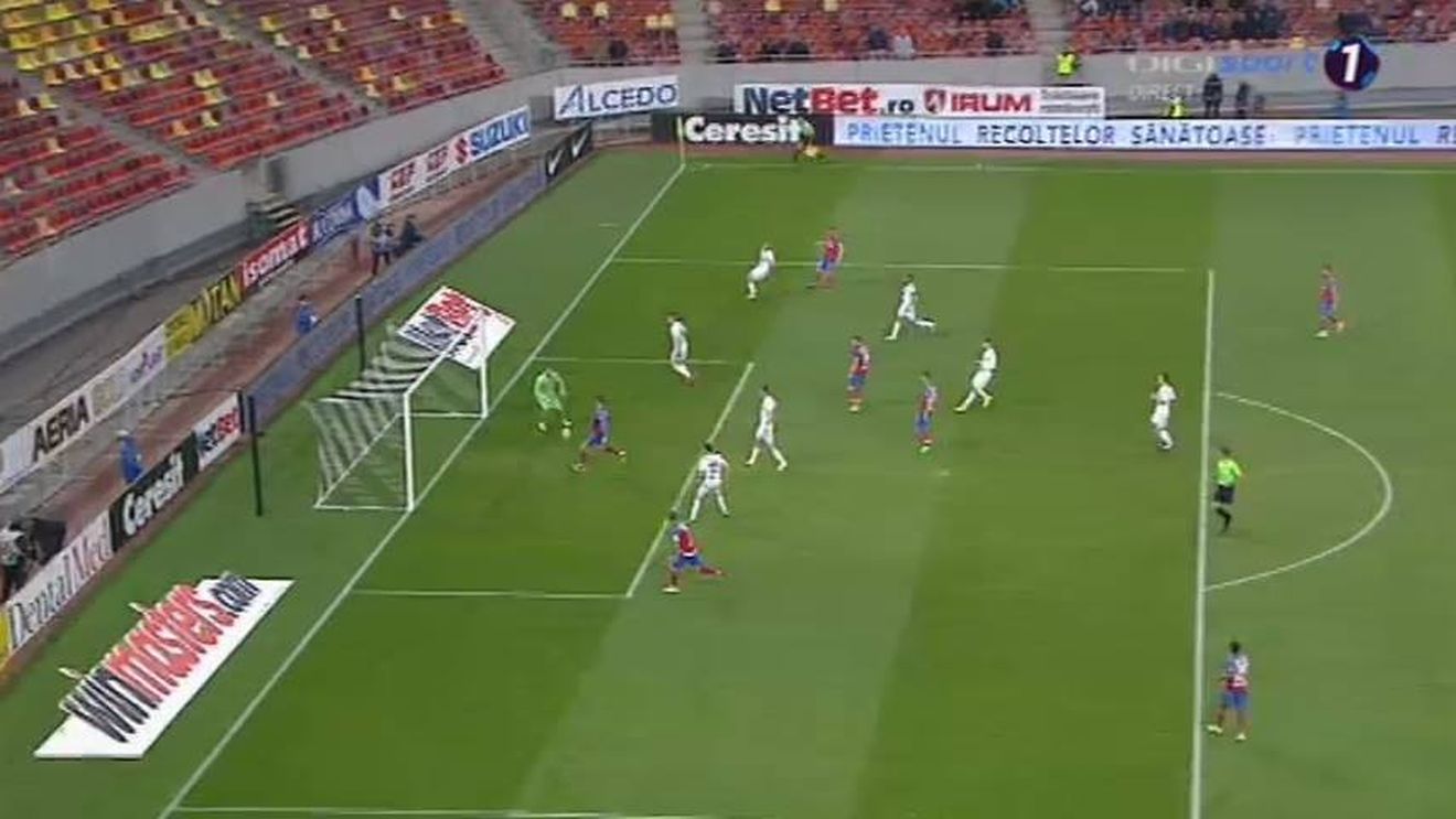 FOTO | Florin Tănase a "reușit" ratarea anului! Cum a putut să tragă din 3 metri. Reghecampf și-a pus mâinile în cap