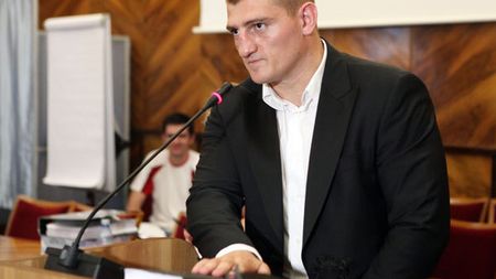 FOTO** "Moartea din Carpați" a depus jurământul pentru Consiliul Județean Iași