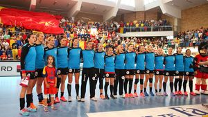 FRH și-a fixat obiectivul pentru Mondialul feminin! Cum se prezintă atmosfera din lot, câte echipe sunt "schițate" pentru Tokyo 2020 și cum a decurs ședința Comisiei Tehnice cu Ambros Martin. Vineri, ora 19:00, România - Polonia, la Trofeul Carpați