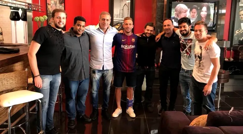 Indiciul care trădează următorul transfer al Barcelonei: în mijlocul discuțiilor, jucătorul s-a pozat în tricoul blaugrana. Imediat s-a declanșat scandalul: 