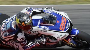 Lorenzo a câștigat acasă la Rossi! **Jorge se distanțează față de Pedrosa și Stoner, la general