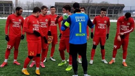 Probleme la SCM Zalău, deși e la un pas de barajul de promovare pentru Liga 2. ”Interimarul” a dat afară decarul echipei după ce inițial nu l-a mai primit la antrenamente: ”E strict decizia mea”