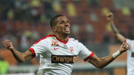 De senzație. Cum a văzut Rivaldo primul gol marcat de fiul său în tricoul lui Dinamo. Rivaldinho: "Tot ceea ce sunt e datorită lui!"