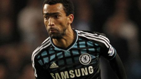 Bosingwa a semnat cu Trabzonspor