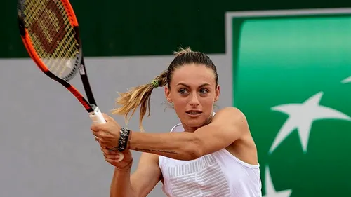 BRD Bucharest Open | Ana Bogdan a părăsit în lacrimi terenul, învinsă după un meci dramatic de campioana în exercițiu: a luptat cu adversara, dar și cu o rană în palma dreaptă: 