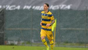 Victor Becali, anunț despre viitorul lui Dennis Man, fotbalist intrat în dizgrația antrenorului Parmei. „E o situație neplăcută pentru el!”