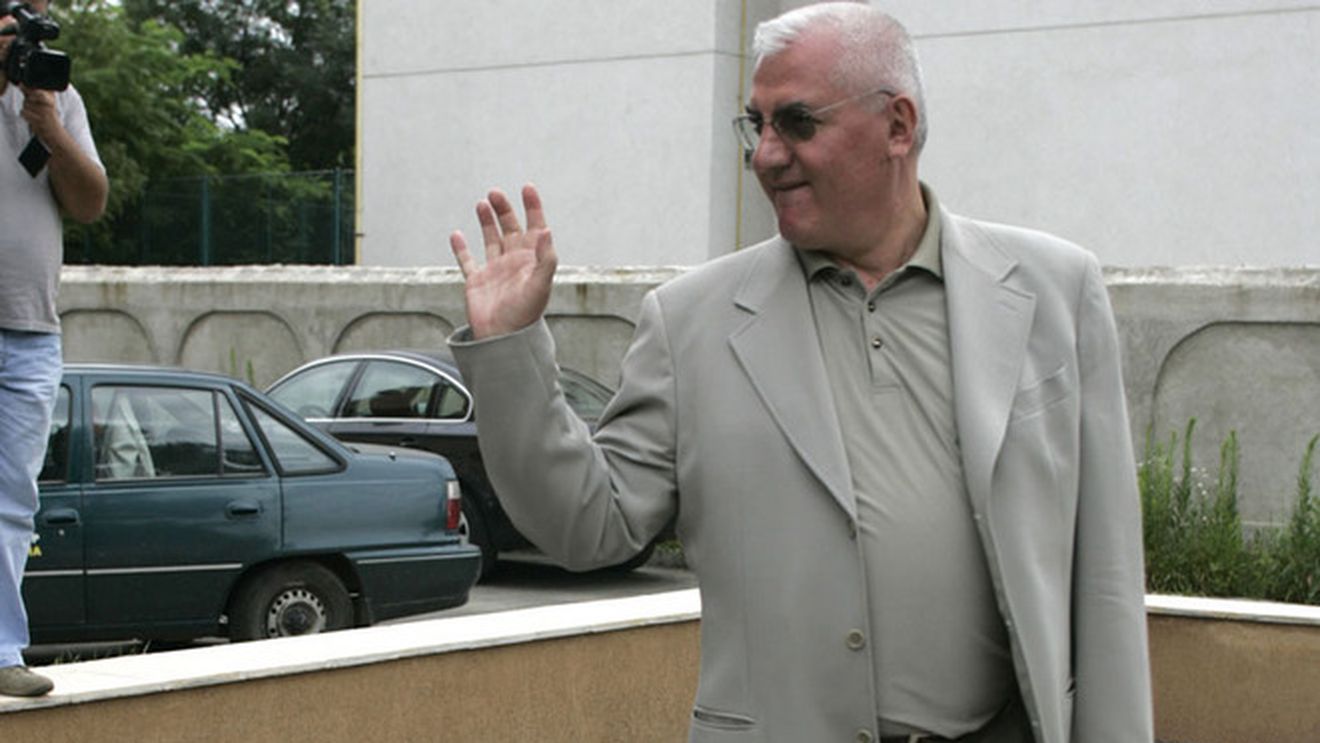 Dragomir: "Craiova rămâne în Liga I, dar să nu o scoată UEFA din cupele europene!"