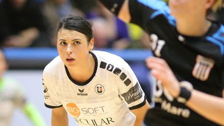 U Cluj a făcut pași mari spre evitarea retrogradării, iar Craiova și Bistrița s-au apropiat de locurile de cupe europene. Rezultatele complete ale etapei a 19-a  în LN de handbal feminin și echipa ideală