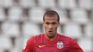 Spionii pot decide meciul!** Jucătorii cheie ai disputei Petrolul - Steaua: Geraldo și Galamaz vs Szukala