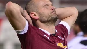 Vremuri grele pentru Rapid: încă un jucător cere falimentul