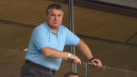 Victor Becali vede în forma bună a lui Napoli un avantaj pentru Steaua:** "S-ar putea să neglijeze puțin Europa!"
