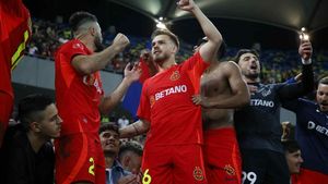 Au avut și vor avea mereu boală pe Rapid. Ce s-a întâmplat în vestiarul FCSB, printre manele: scandări ironice și rasiste împotriva rivalei din Giulești